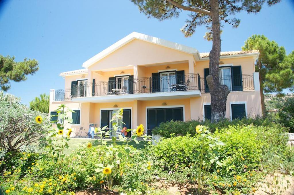 Enalion Suites Lassi  Exterior foto